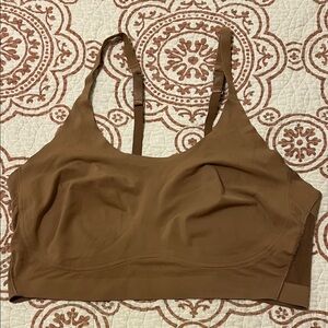 True & Co. Seamless Beige Tan Brown Sports Bra Athlesiure Bralette Size L